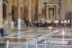 Sunday mass in the Pantheon